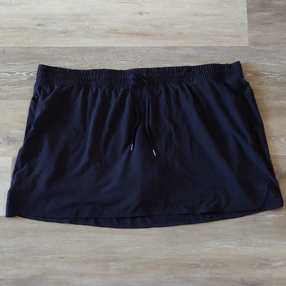 NWT Tek Gear Women's Mid Rise Skort Black Size 4X